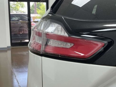 Used 2023 Ford Edge ST AWD/4WD image 12