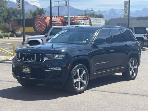 Used 2023 Jeep Grand Cherokee 4WD 4xe w/ Luxury Tech Group II image 2