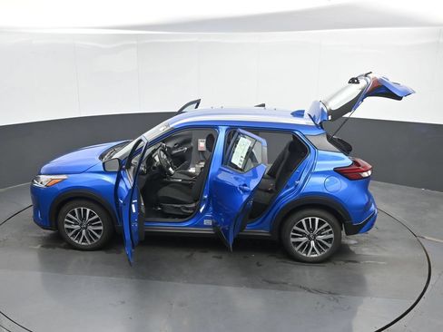 Used 2024 Nissan Kicks SV FWD image 49