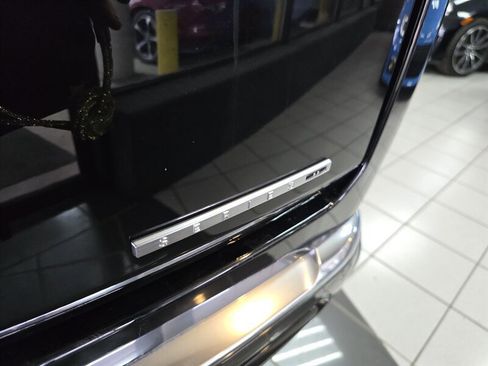 Used 2024 Jeep Wagoneer Series II w/ Flexible Seating Group image 41