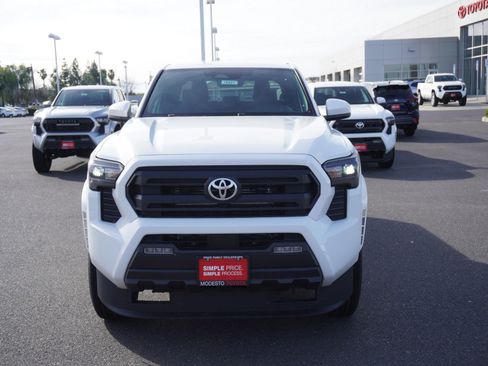 New 2026 Toyota Tacoma SR5 image 7