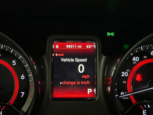 Used 2017 Dodge Journey Crossroad w/ Popular Equipment Group image 19