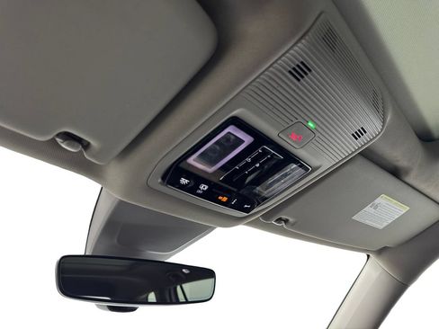 Used 2024 Volkswagen Atlas SE w/ Panoramic Sunroof Package FWD image 74