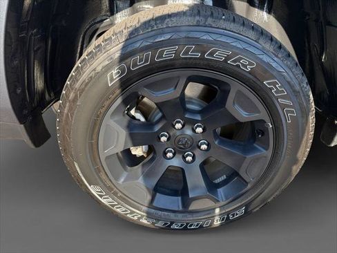 Certified 2025 RAM 1500 Big Horn AWD/4WD image 10