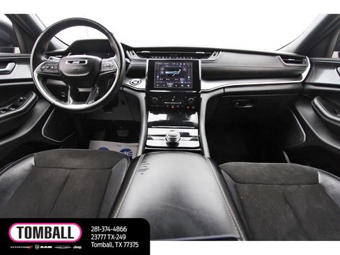 Used 2022 Jeep Grand Cherokee L Laredo image 10