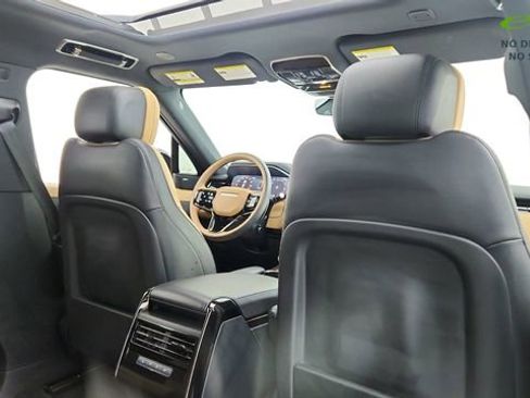 Used 2025 Land Rover Range Rover Sport Dynamic SE image 26