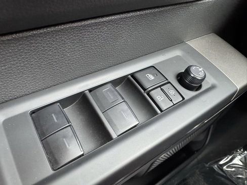 Used 2024 Toyota Tundra SR5 image 31