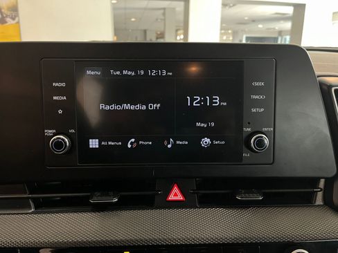 Used 2025 Kia Sportage LX FWD image 20