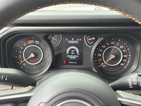 Used 2024 Jeep Wrangler Unlimited Sport AWD/4WD image 31