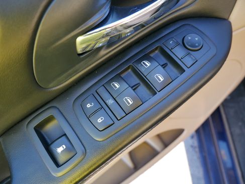 Used 2014 Dodge Grand Caravan SE w/ Quick Order Package 29E SE image 19