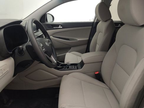 Used 2019 Hyundai Tucson Value AWD/4WD image 17