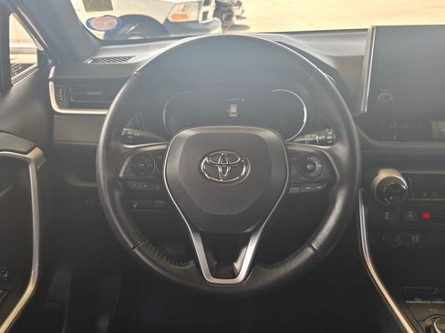 Used 2023 Toyota RAV4 SE w/ Convenience Package AWD/4WD image 4