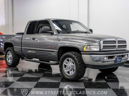 Used 2002 Dodge Ram 2500 Truck 2WD Quad Cab image 14