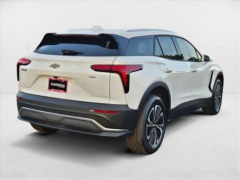 New 2025 Chevrolet Blazer EV LT image 2