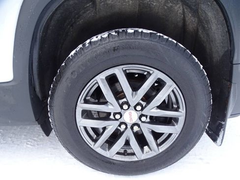 Used 2018 GMC Acadia SLT image 51