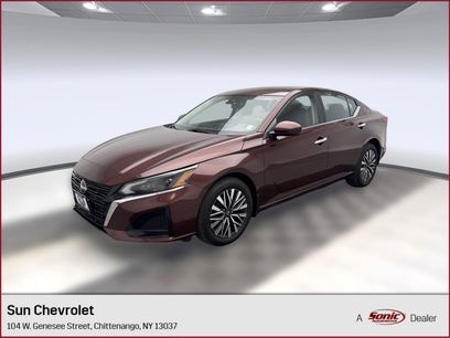 Used 2023 Nissan Altima 2.5 SV