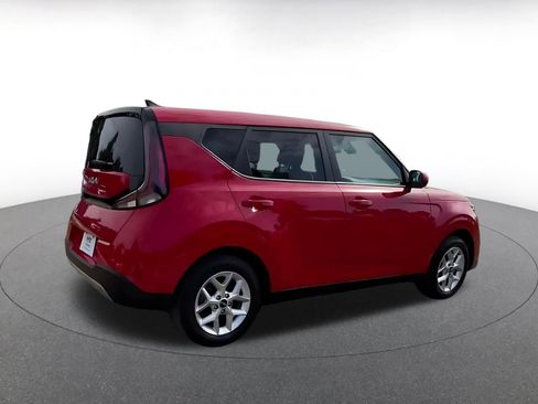 Used 2025 Kia Soul LX w/ LX Technology Package image 15