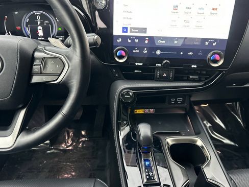 Certified 2025 Lexus NX 300h AWD w/ Luxury Package image 28