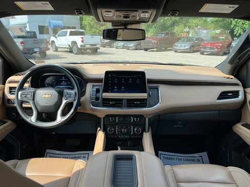 Used 2024 Chevrolet Suburban Premier AWD/4WD image 20