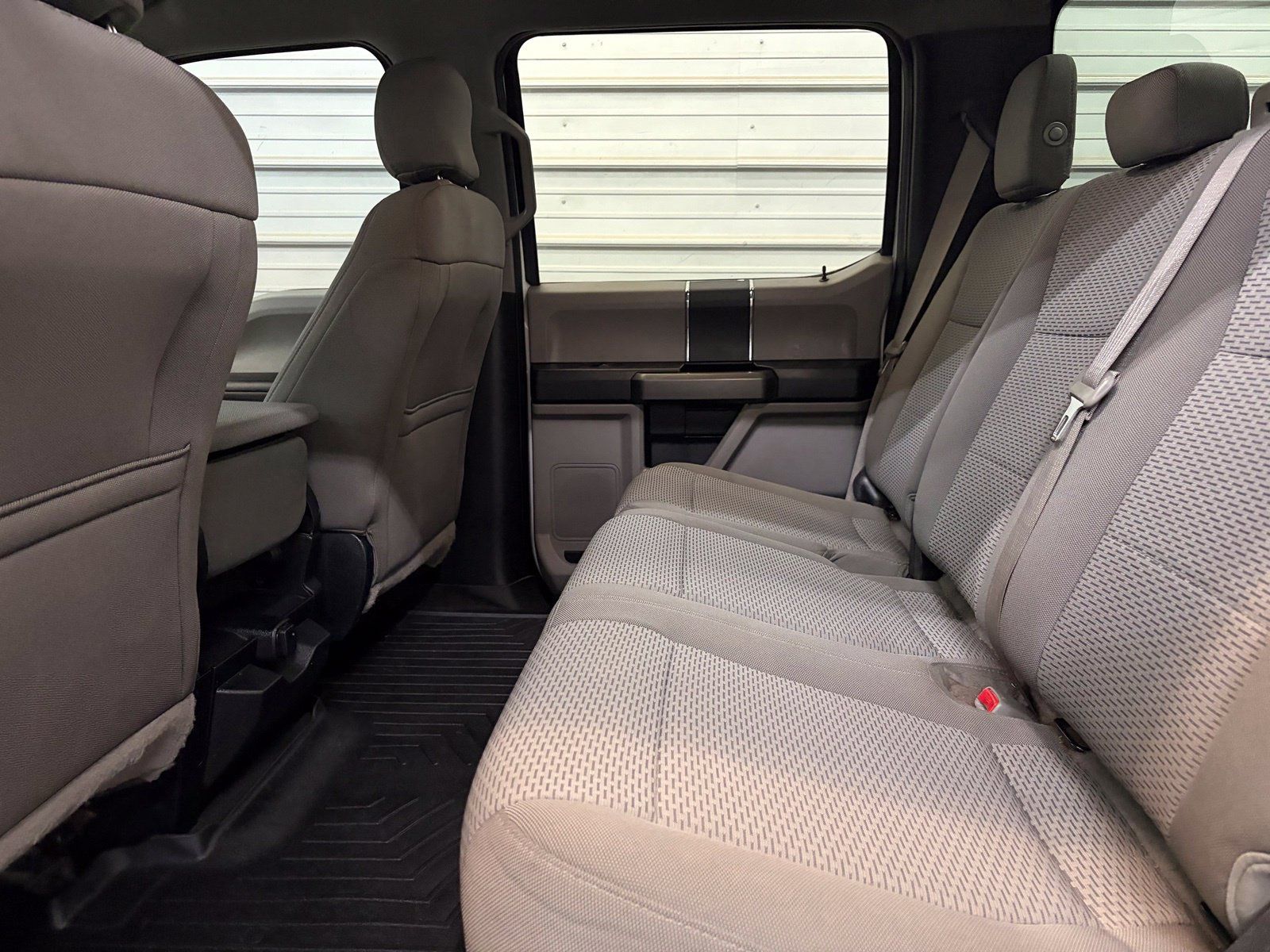 Used 2017 Ford F250 XLT w/ XLT Value Package AWD/4WD image 25