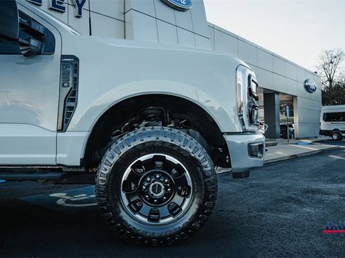 Certified 2025 Ford F250 Lariat w/ Tremor Off-Road Package image 7