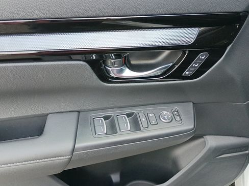 Used 2026 Honda CR-V EX-L image 17