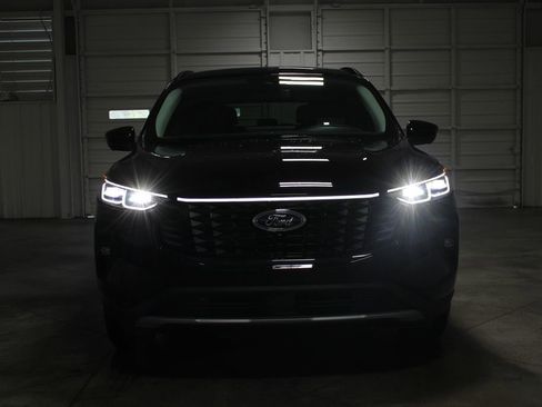 New 2025 Ford Escape SE w/ PHEV Premium Package image 13