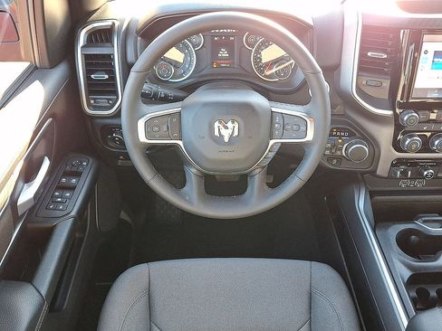 Certified 2025 RAM 1500 Big Horn AWD/4WD image 27