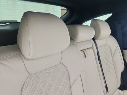 Used 2025 Genesis Electrified GV70 Advanced w/ Prestige Package image 26