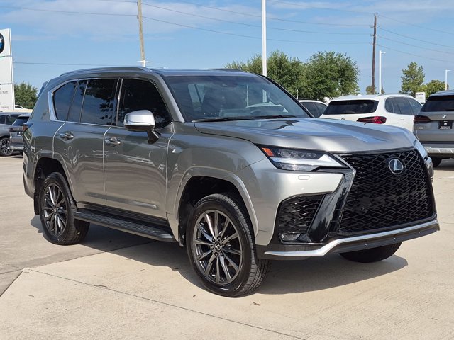 Used 2023 Lexus LX 600 F Sport w/ Accessory Package (Z1) AWD/4WD image 3