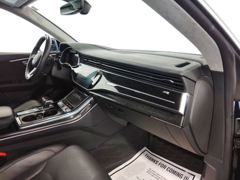 Used 2019 Audi Q8 Prestige image 46