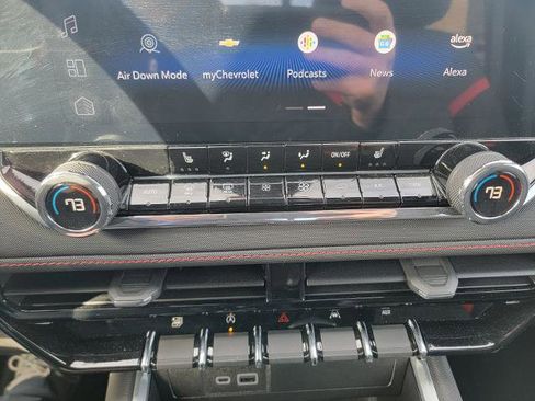 Used 2023 Chevrolet Colorado Z71 w/ Z71 Convenience Package 2 image 24