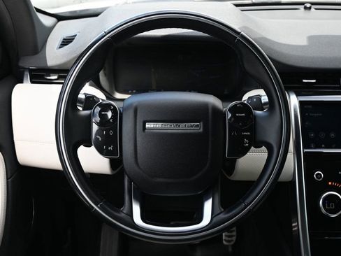Used 2020 Land Rover Discovery Sport SE R-Dynamic image 10