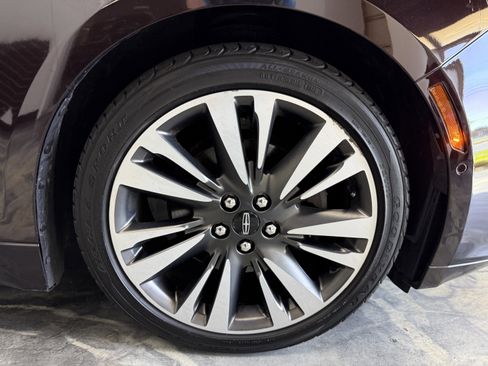 Used 2020 Lincoln MKZ Reserve w/ Elements Package AWD/4WD image 30