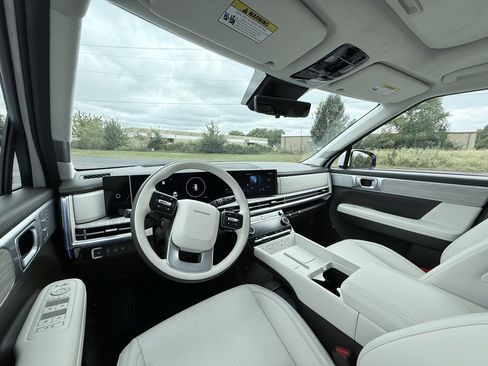 New 2025 Hyundai Santa Fe Calligraphy image 10