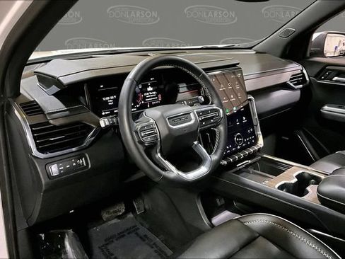 Used 2024 GMC Acadia Denali AWD/4WD image 18
