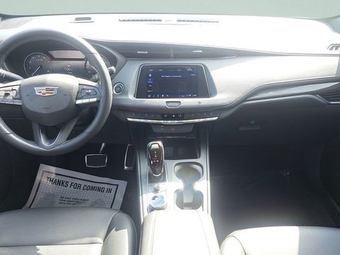 Used 2020 Cadillac XT4 Sport image 14