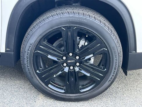 New 2026 GMC Acadia Elevation w/ Black Edition image 31