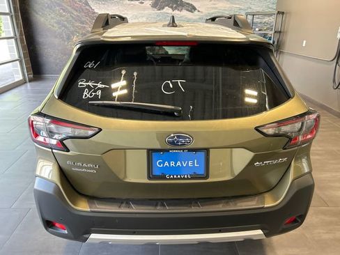Used 2025 Subaru Outback Limited image 5