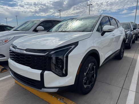 Certified 2026 Kia Sportage S AWD/4WD image 2