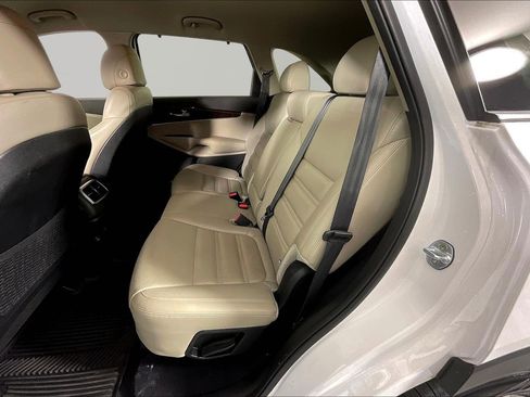 Used 2017 Kia Sorento EX AWD/4WD image 22