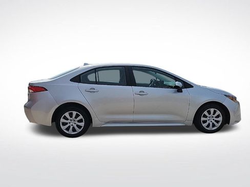 Used 2024 Toyota Corolla LE FWD image 6