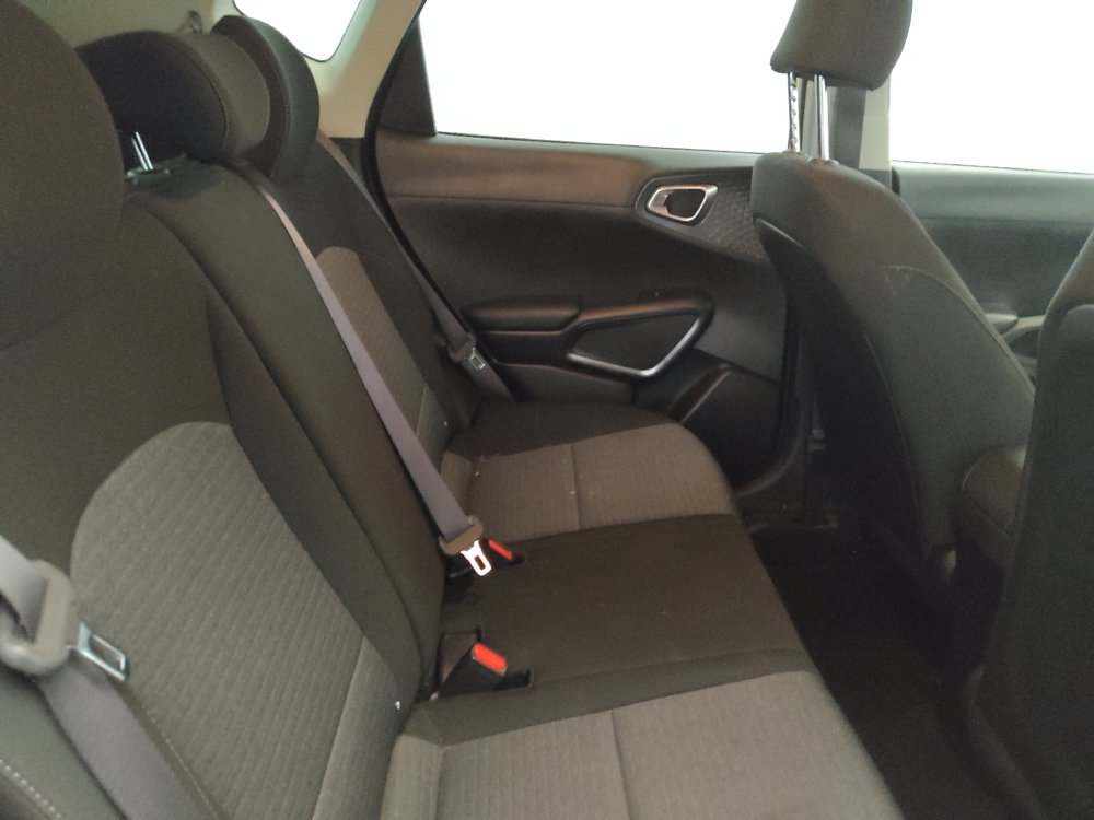 Used 2020 Kia Soul S FWD image 19