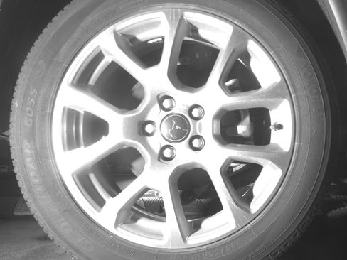 Used 2025 Jeep Compass Limited image 15