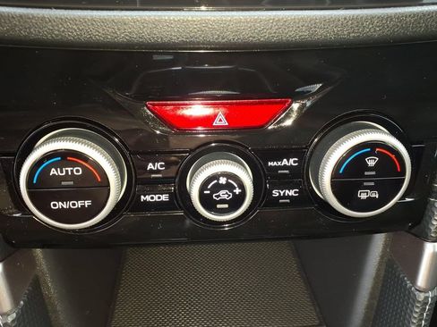 Certified 2023 Subaru Forester Limited AWD/4WD image 8