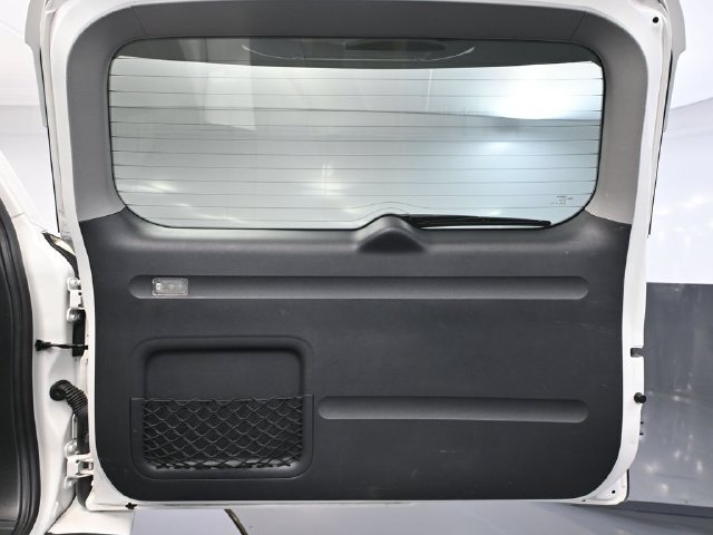 Used 2012 Toyota RAV4 EV FWD image 31