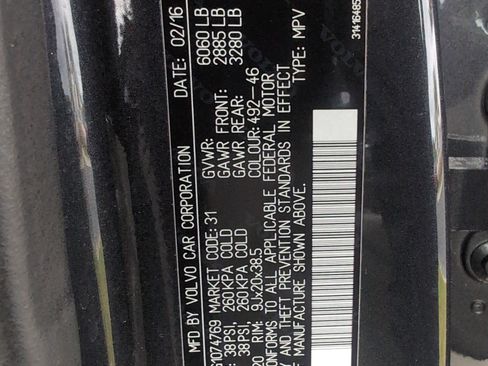 Used 2016 Volvo XC90 T6 Momentum w/ Momentum Plus Package image 36