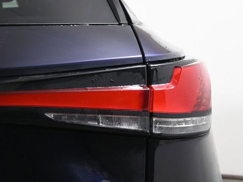 Used 2025 Lexus RX 350 Premium w/ Accessory Package image 13