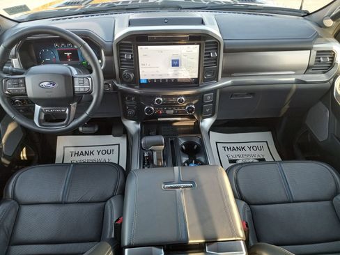 Used 2025 Ford F150 Platinum image 15