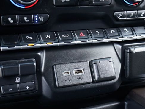 Used 2019 Chevrolet Silverado 1500 LTZ w/ LTZ Plus Package AWD/4WD image 34